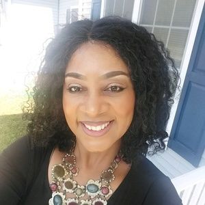 Meet your Posher, Esther